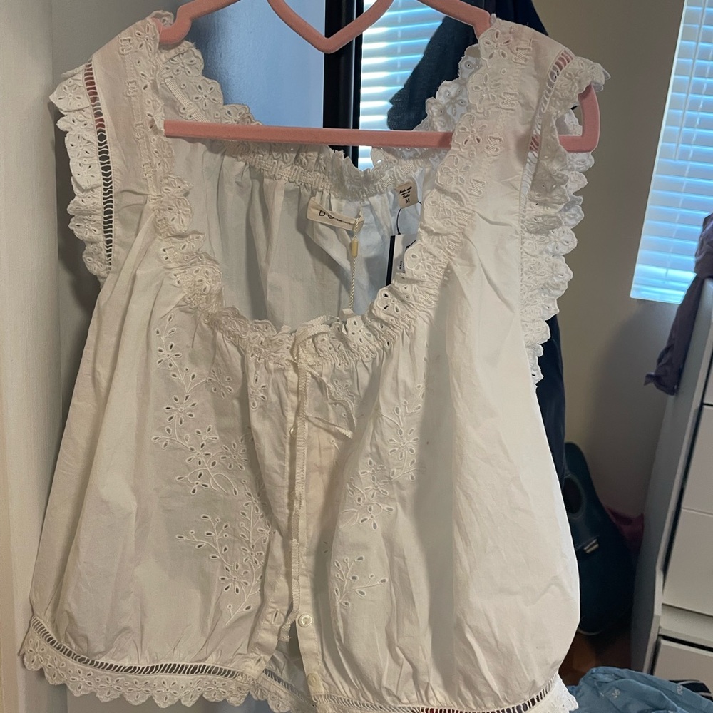BNWT Doen traveler top on salt size M